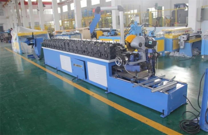 Máy Mặt Bích Ngành Công Nghiệp Làm Ống Gió